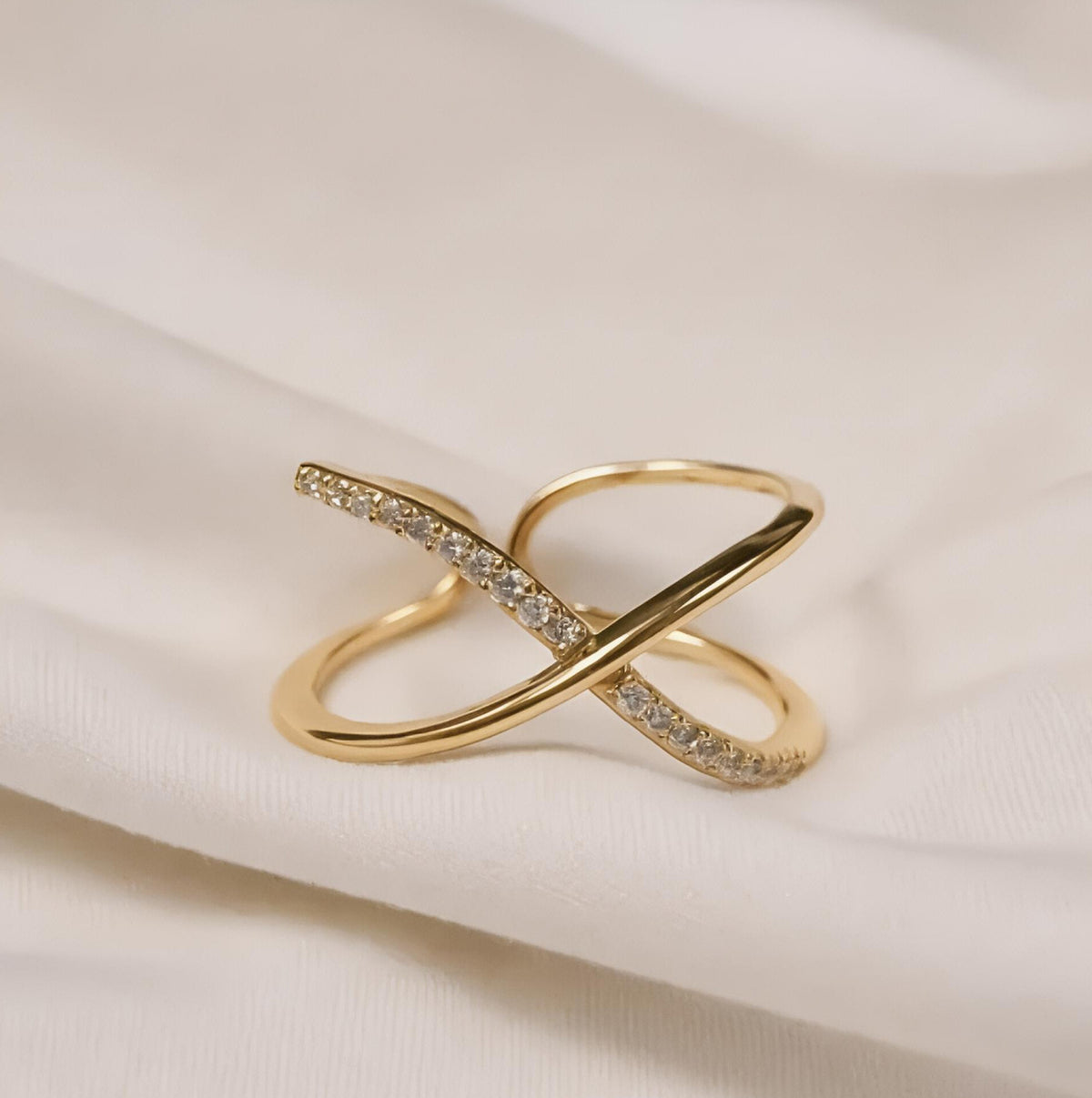 Infinity ring