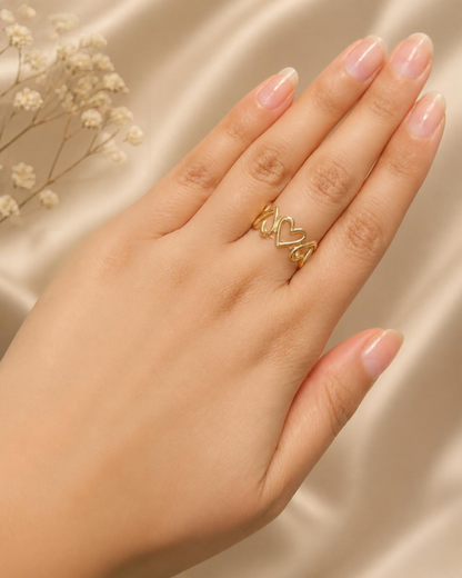 Heartloop ring