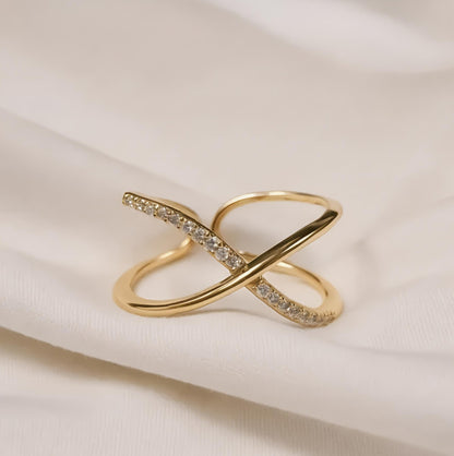 Infinity ring