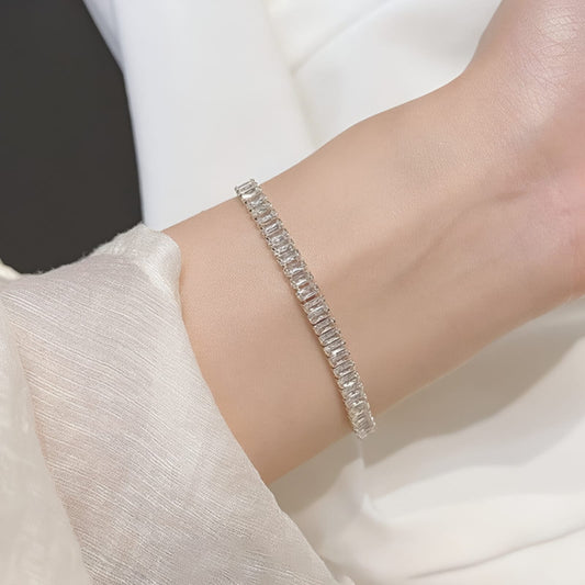 White matrix bracelet