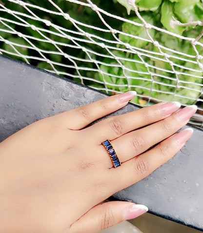 3 gemstone rings set