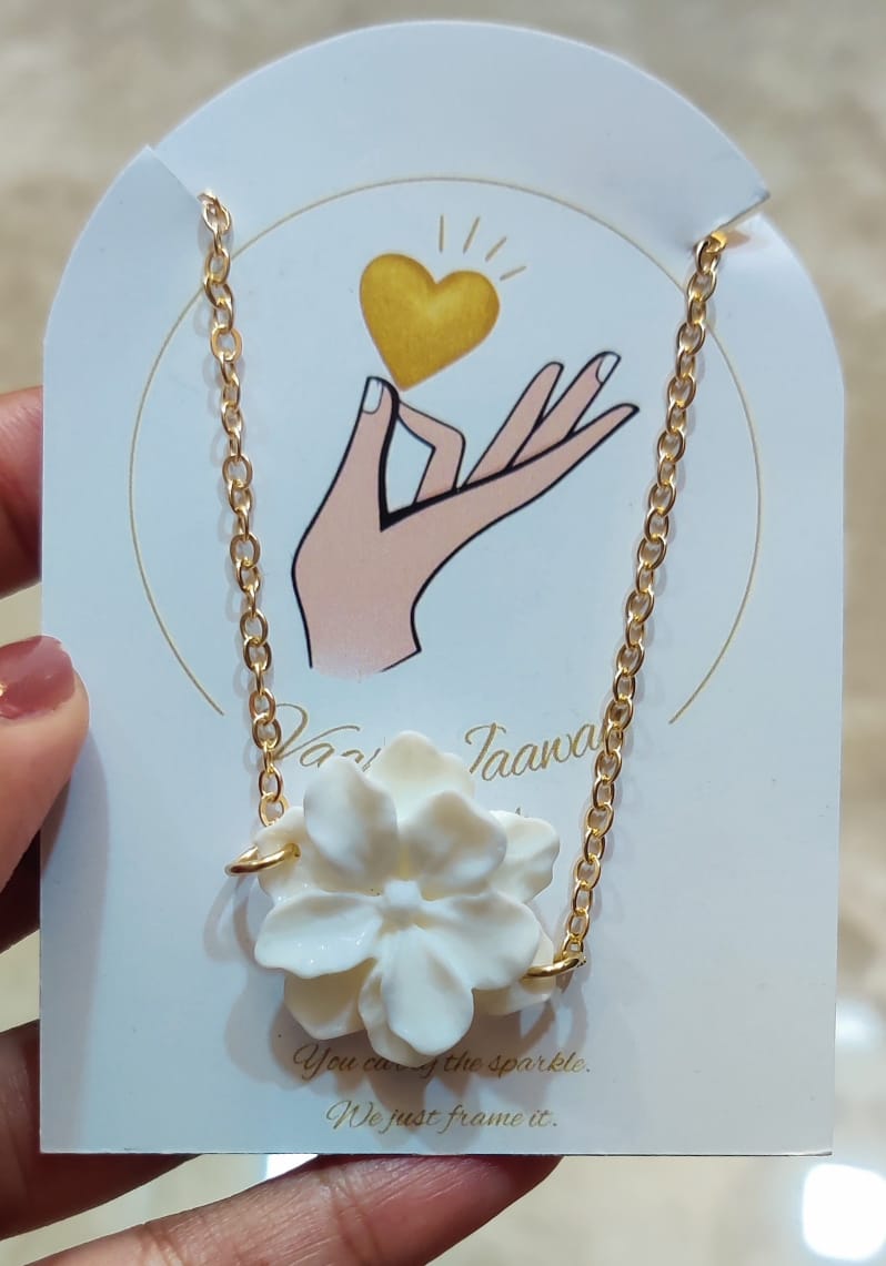 Set of 5 gold toned Korean bracelets