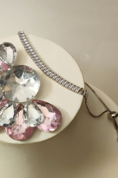 White matrix bracelet