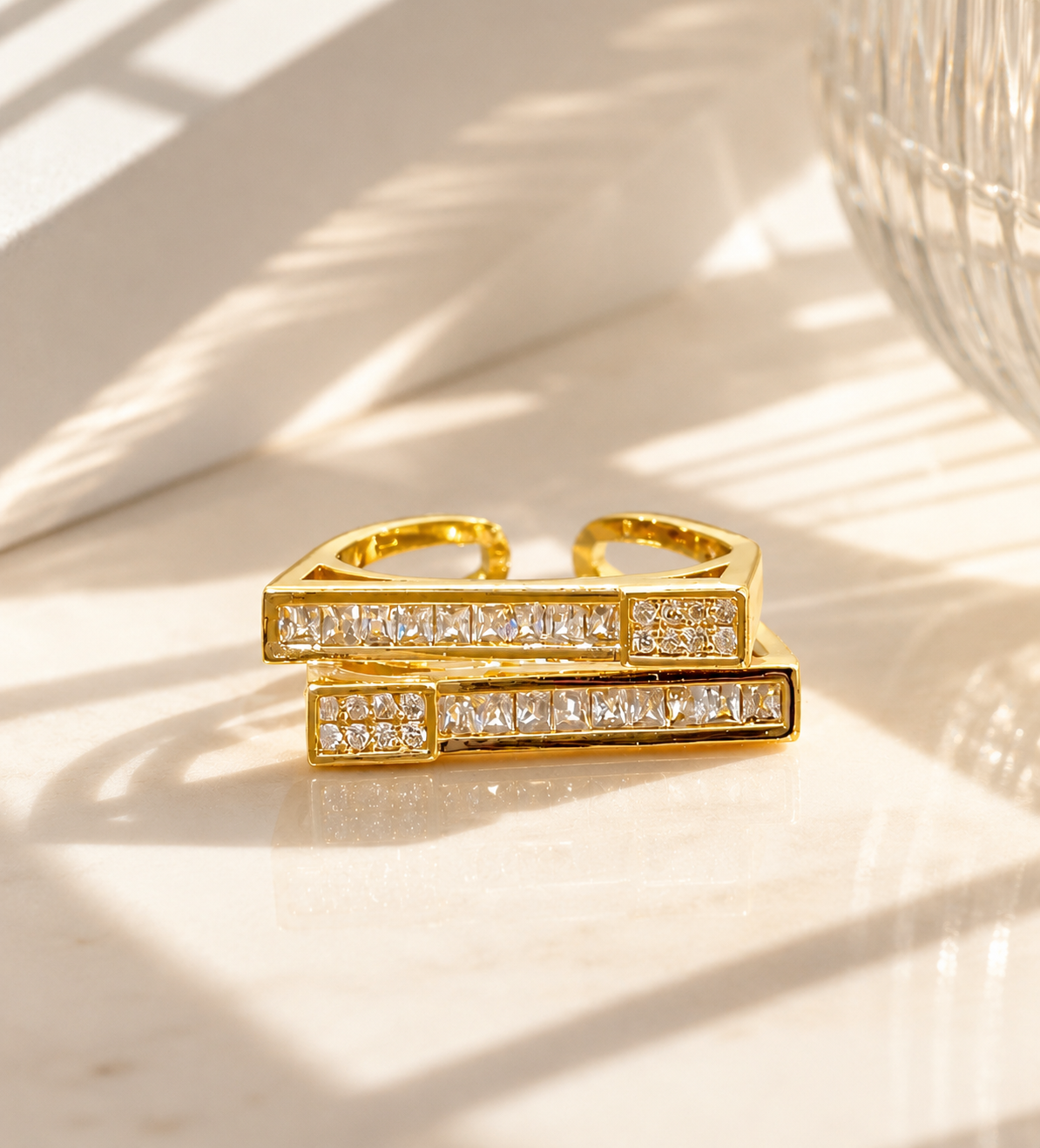 Linear Luxe