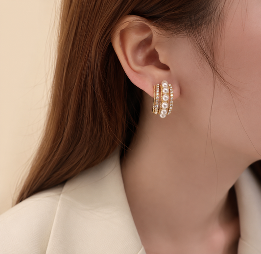 Triple layer pearl hoop